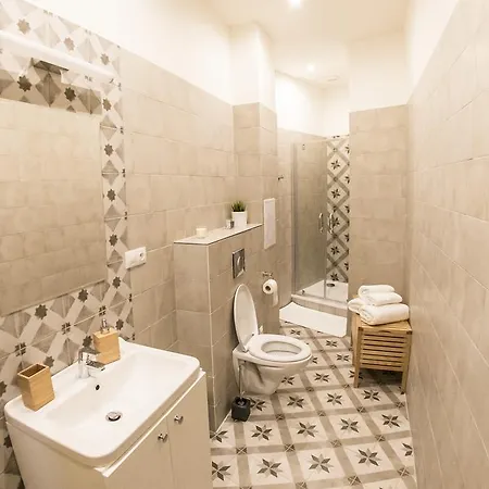 Brand New Apartmán